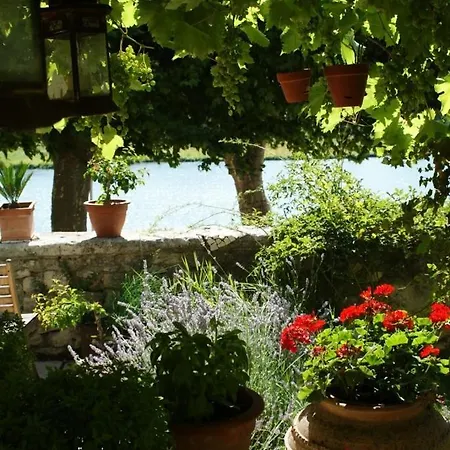 Bed & Breakfast Demeure De Digoine 